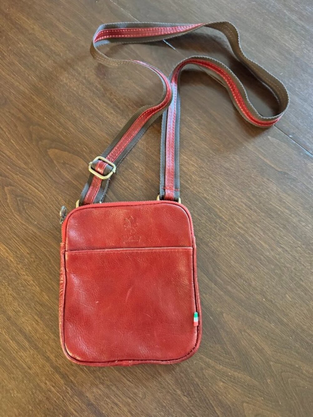 Vera Pelle Made in Italy Genuine Leather Red Crossbody Bag